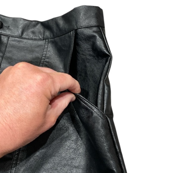 PRINCESS POLLY ENCORE Black Faux Leather Women's Straight Leg Pants Size 8 - Picture 4 of 8